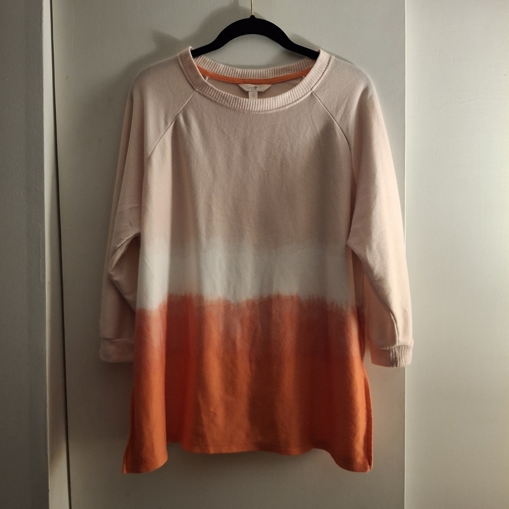 Secret Treasures Women's Orange and White Ombre Gradient Sweatshirt